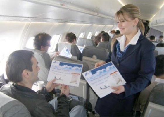 Tarom recomandă pasagerilor să vină la aeroport cu minimum două ore înaintea plecării